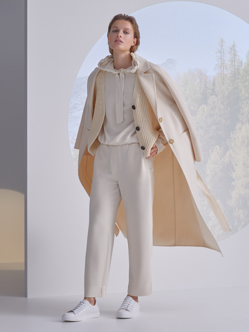 Ritzy jogging pants with silk waistband