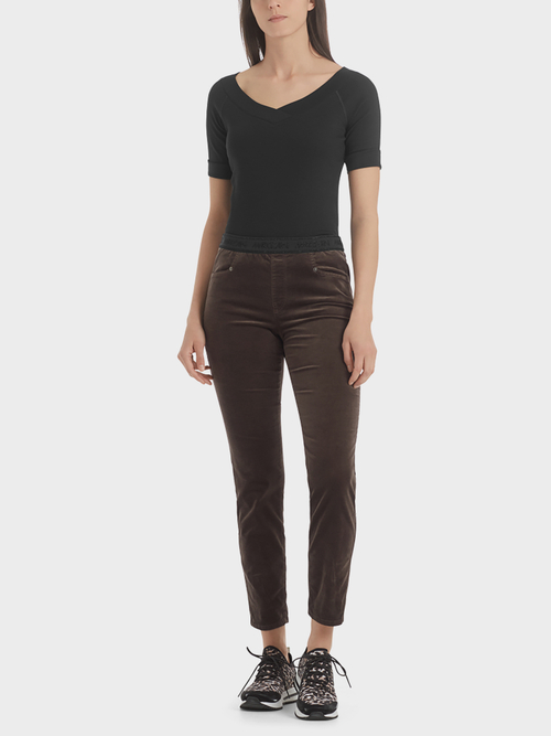 Stretchige Samtjeans