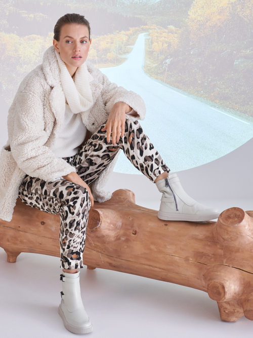Superflauschige Wendejacke