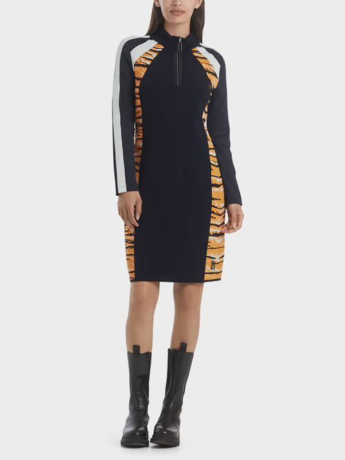 Kleid Knitted in Germany