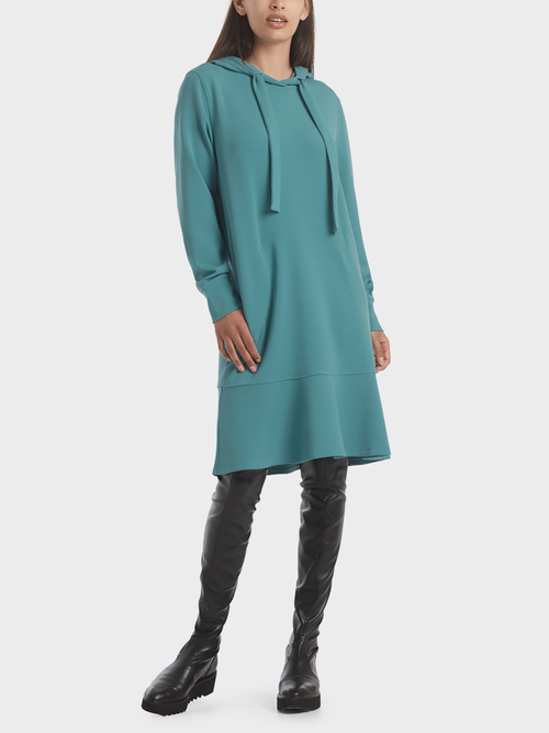 Kapuzenkleid mit Volant