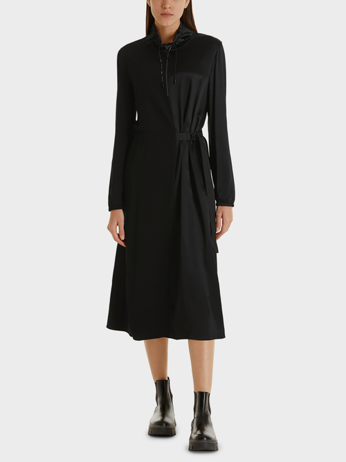 Dress with an asymmetric look