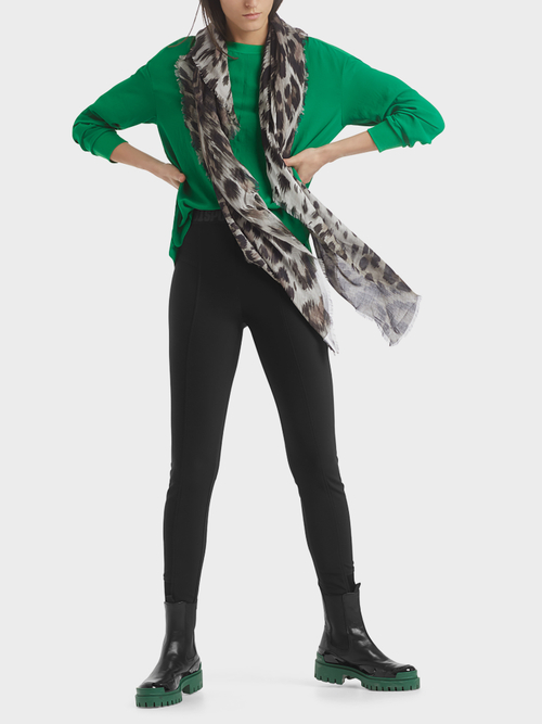 Tuch mit Leopard-Motiv