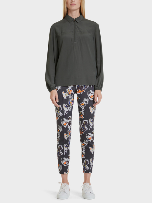 Bluse mit Seide