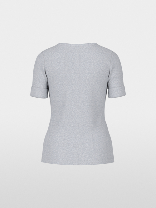 T-shirt with half-length sleeves