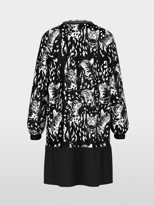 Dress with print and flounce