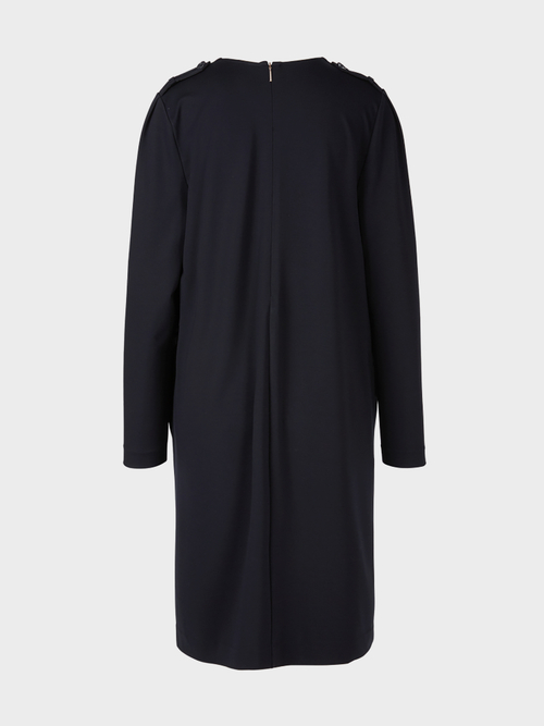 Jerseykleid mit Schulterbetonung