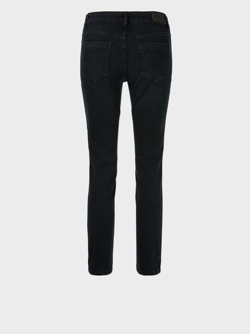 Röhrenjeans mit Stretchanteil