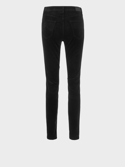 Schmale Samtjeans