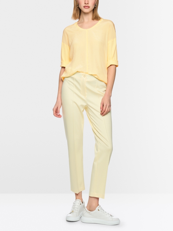 Wide blouse in material mix