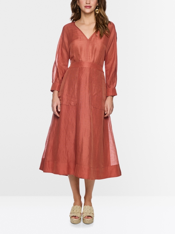 Maxi dress in linen and silk