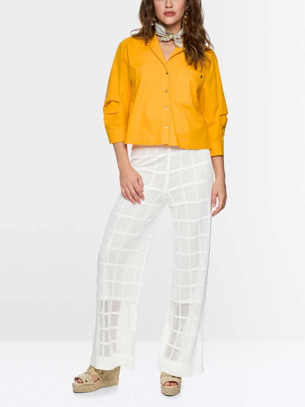 Casual cropped blouse