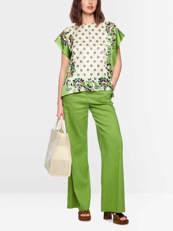 Blouse-style top with hibiscus print