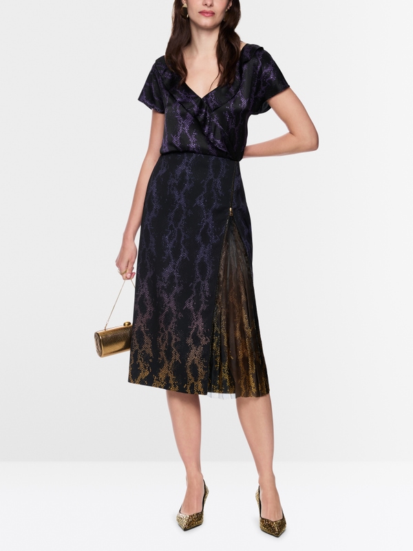 Pencil skirt with snake print