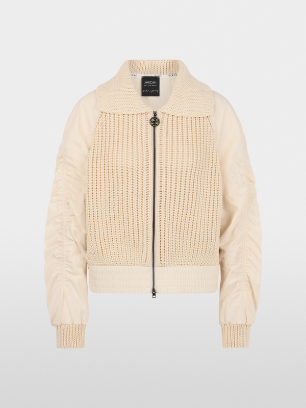 Cardigan Tricoté en Allemagne