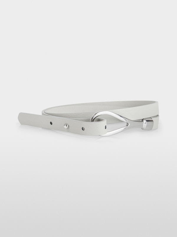 Narrow leather waist belt