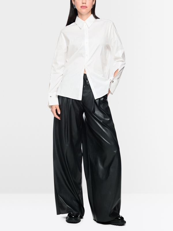 Shirt-style blouse with cufflinks