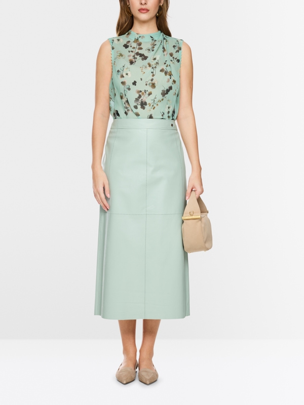 Asymmetrical top with floral print