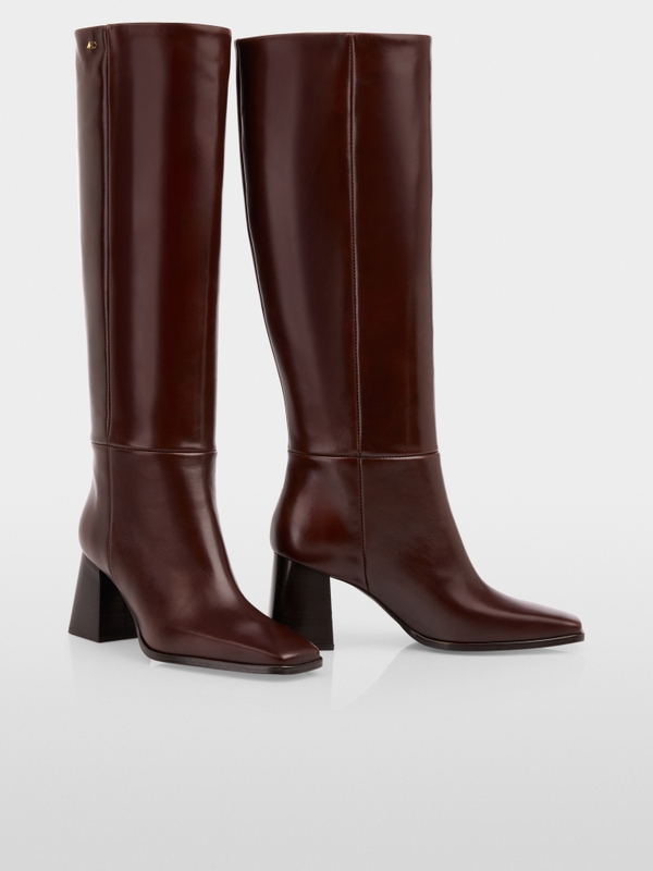 Tubo boots in smooth leather