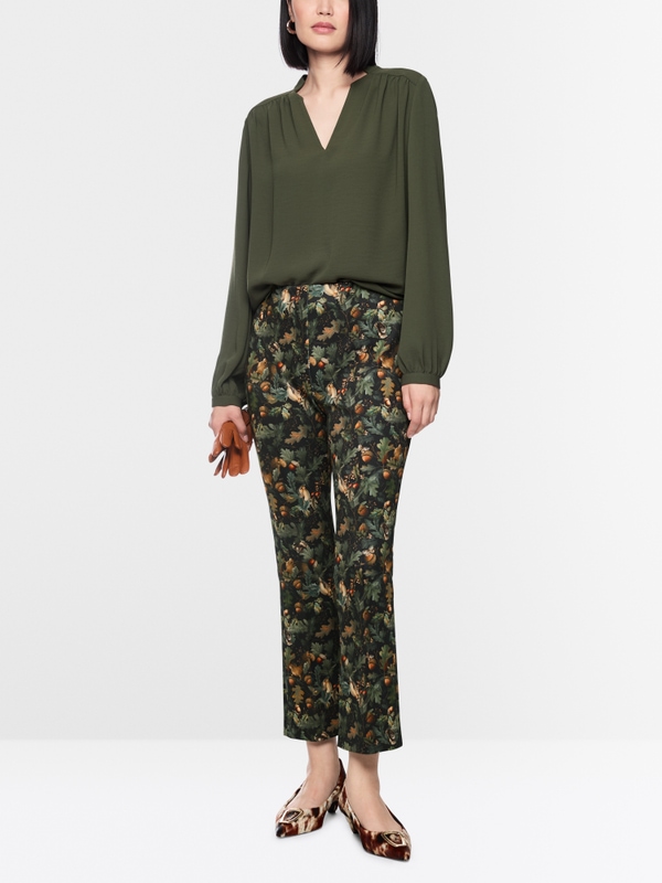 FREDERICA trousers in a feminine fit
