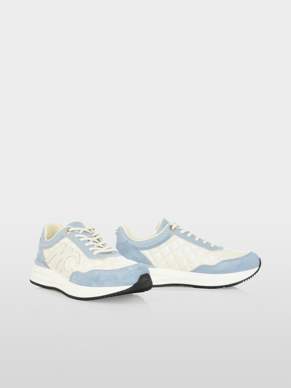 Trainers with logo