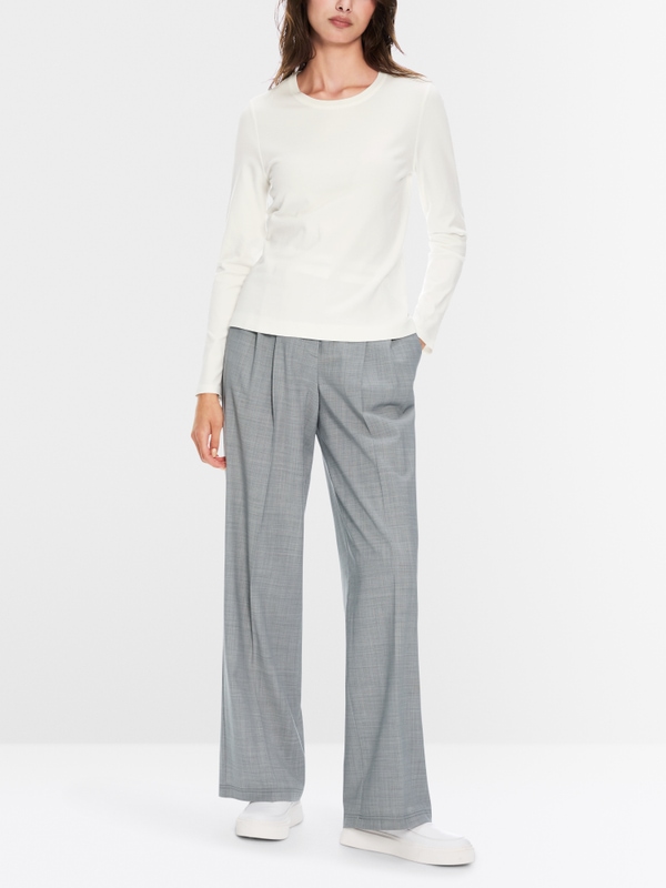 Sweater tricoté en Allemagne