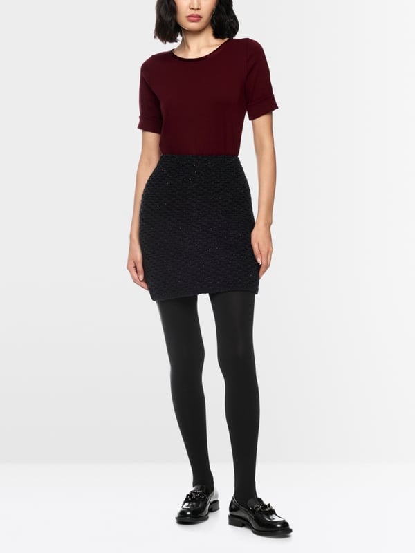 Knitted in Germany figure-hugging skirt