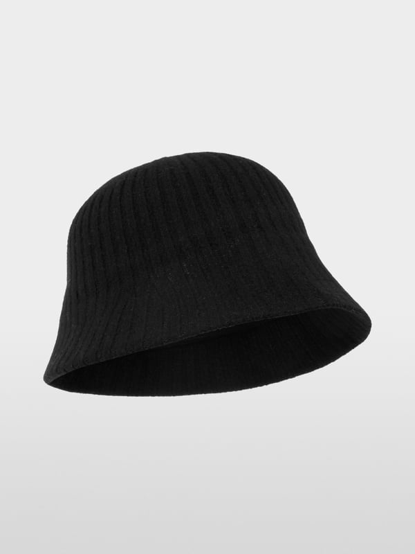 Knitted hat made of wool blend