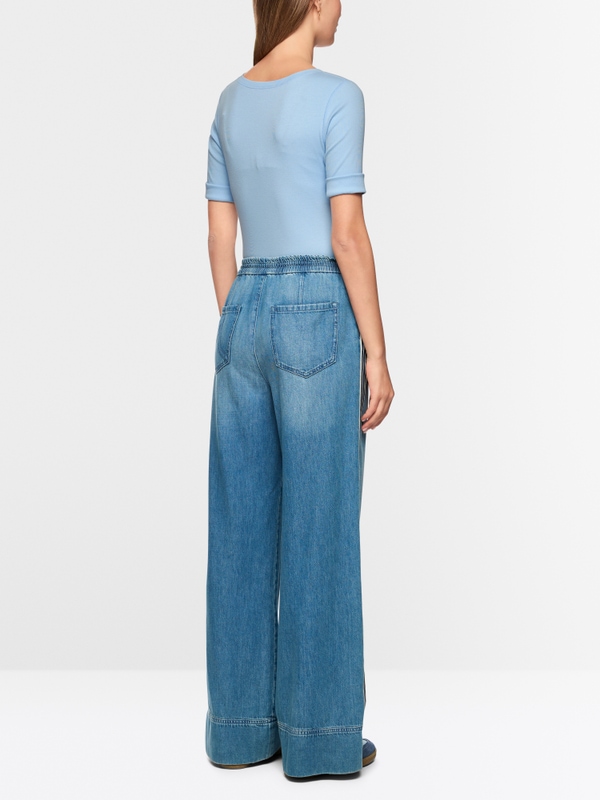 Schmal geschnittenes T-Shirt mit 3/4-Arm