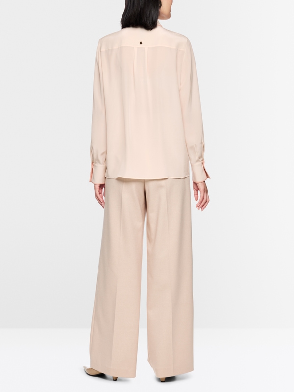 Blouse à col chemise en pure soie