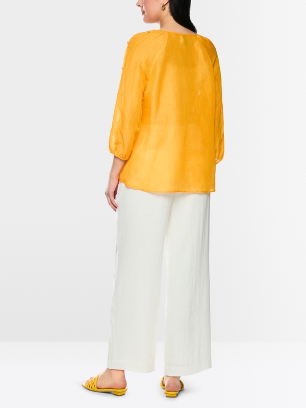 Blouse in linen-silk blend