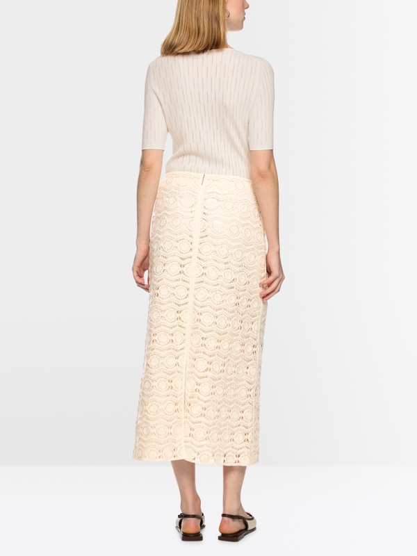 Openwork skirt with mini beads