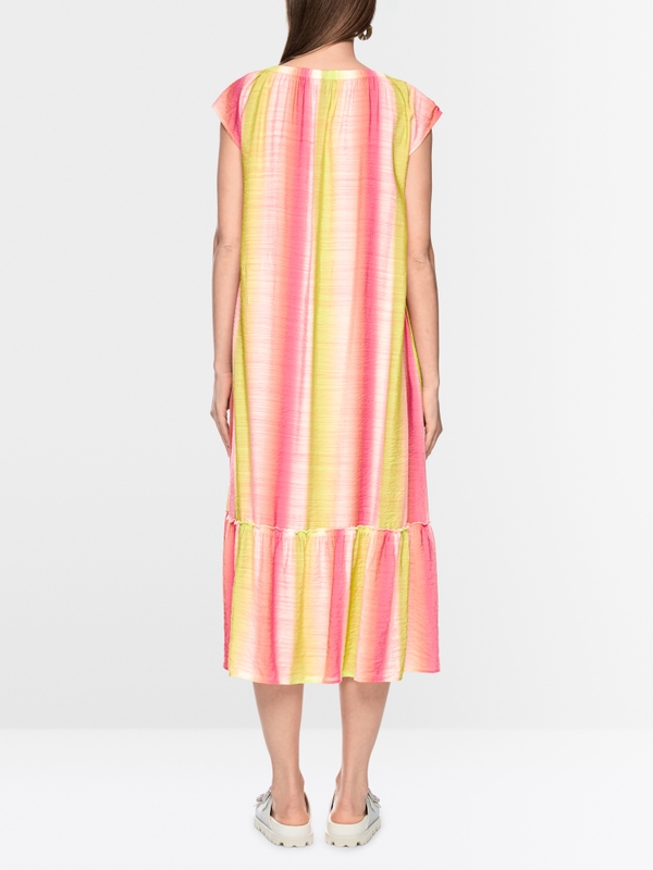 Robe midi rayée à volants
