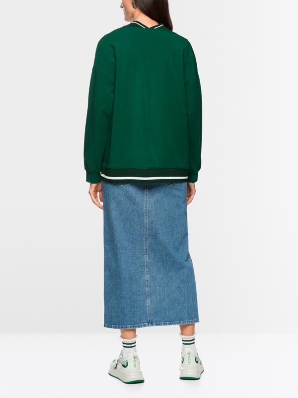 Loose jacket with striped details