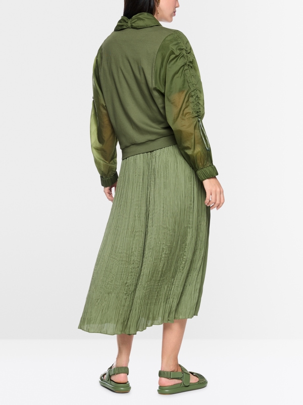 Lightweight jacket in a mix of materials