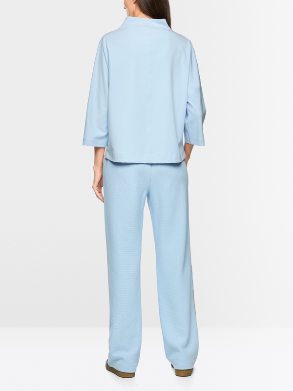 Sweatshirt with stand-up collar