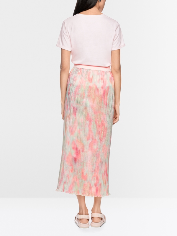 Patterned pleated skirt