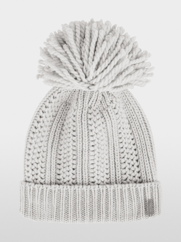 ‘Knitted in Germany’ pom-pom hat