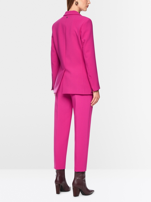 Fitted blazer with lapel collar