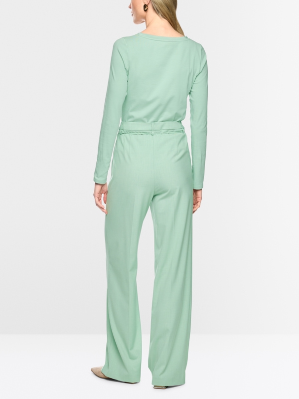 Shirt with silk neck trim