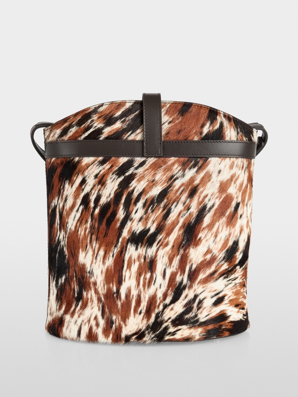 Extravagant bucket bag