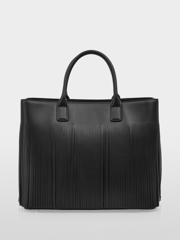 Handbag with fringes