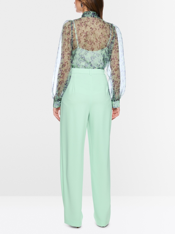 Blouse en soie avec lavallière