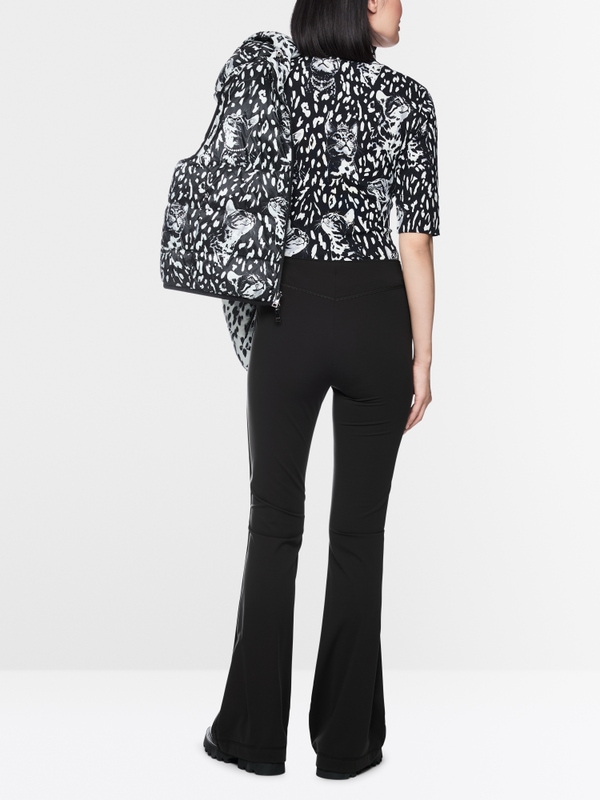FRENDA trousers in a feminine fit