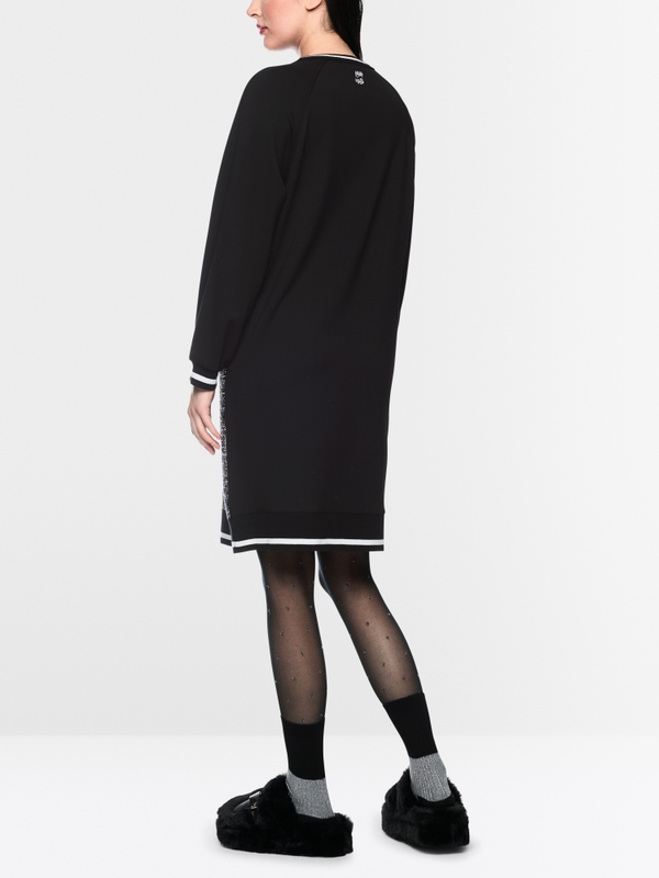 ‘Knitted in Germany’ print dress
