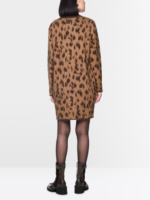 Robe en maille effet léopard, tricotée en Allemagne