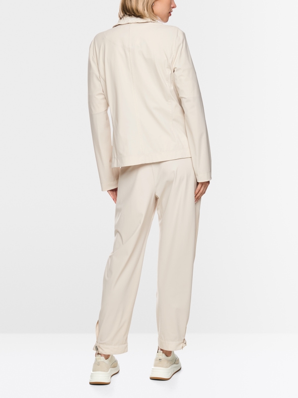 Sporty stretch blazer