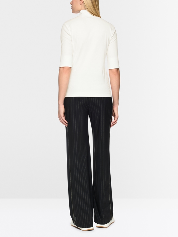 Basic shirt with stand-up collar