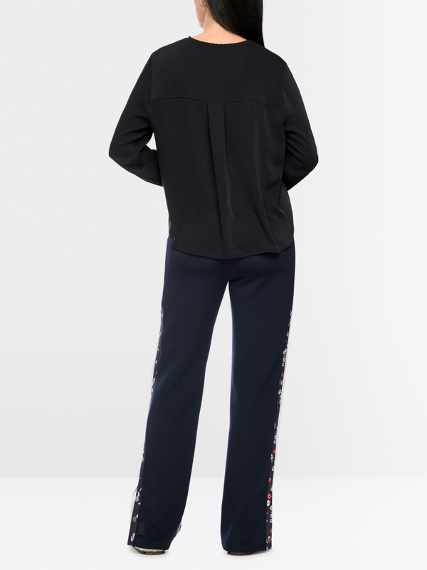 Long-sleeve blouse with drawstring