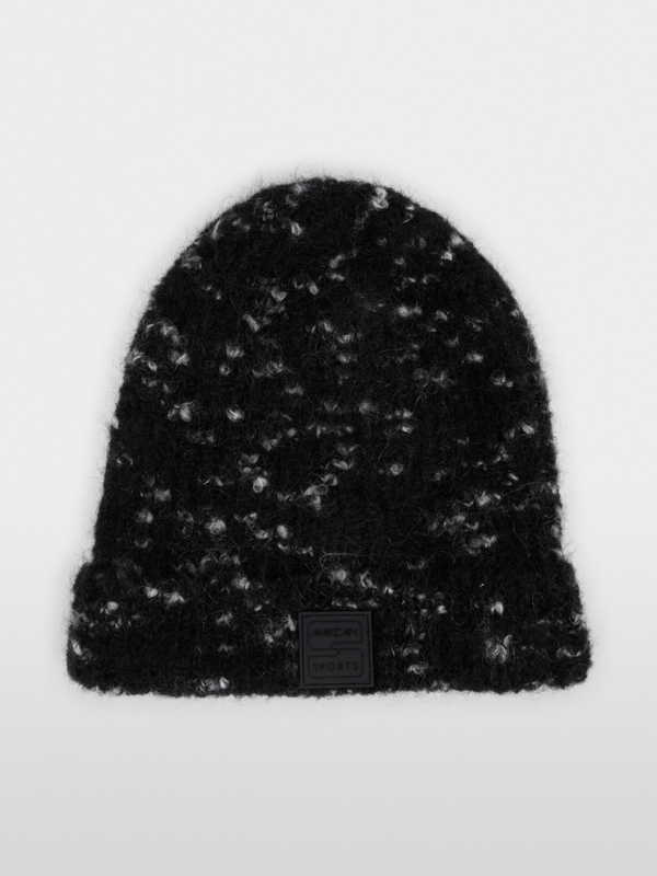 ‘Knitted in Germany’ hat